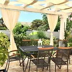 House Diana - Heated Swimming Pool And Jacuzzi Villa