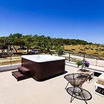 Villa House Diana - Heated Swimming Pool And Jacuzzi *