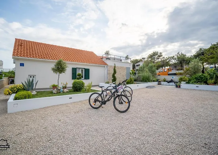 Вилла House Diana - Heated Swimming Pool And Jacuzzi *