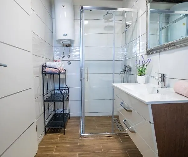 Вилла House Diana - Heated Swimming Pool And Jacuzzi *